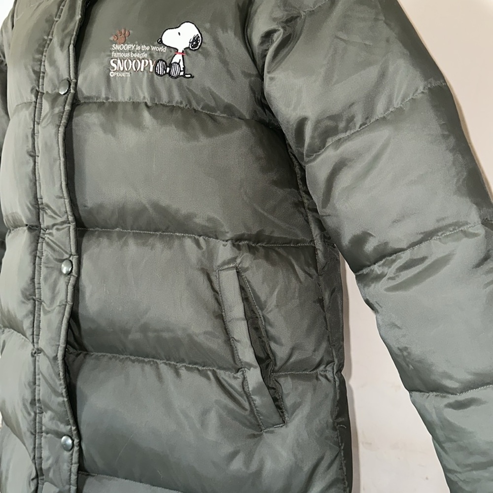 UFS Inc. Peanuts Snoopy *RARE* Women’s Embroidered Down Puffer Coat - Picture 6 of 16